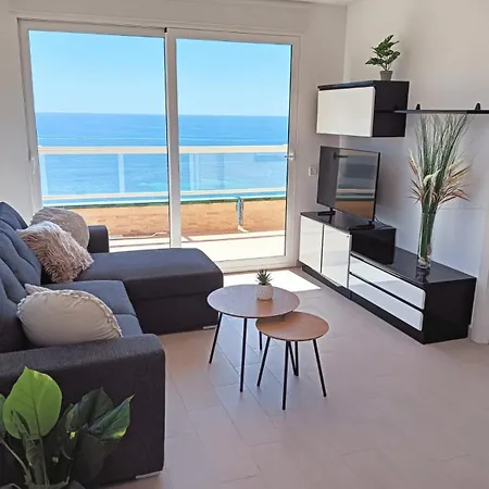 Penthouse Apollo Xi By Theka Services *